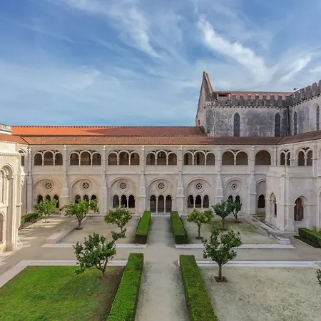 Casa Berlenga - By Sch Famalicão